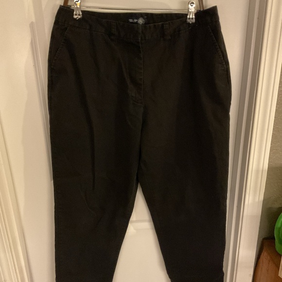 Venezia Jeans - Flat Front Black Pants - Ladies Size 16 - Picture 1 of 12